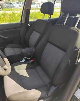 Volkswagen Golf cena 2000 przebieg: 265731, rok produkcji 2002 z Elbląg małe 154